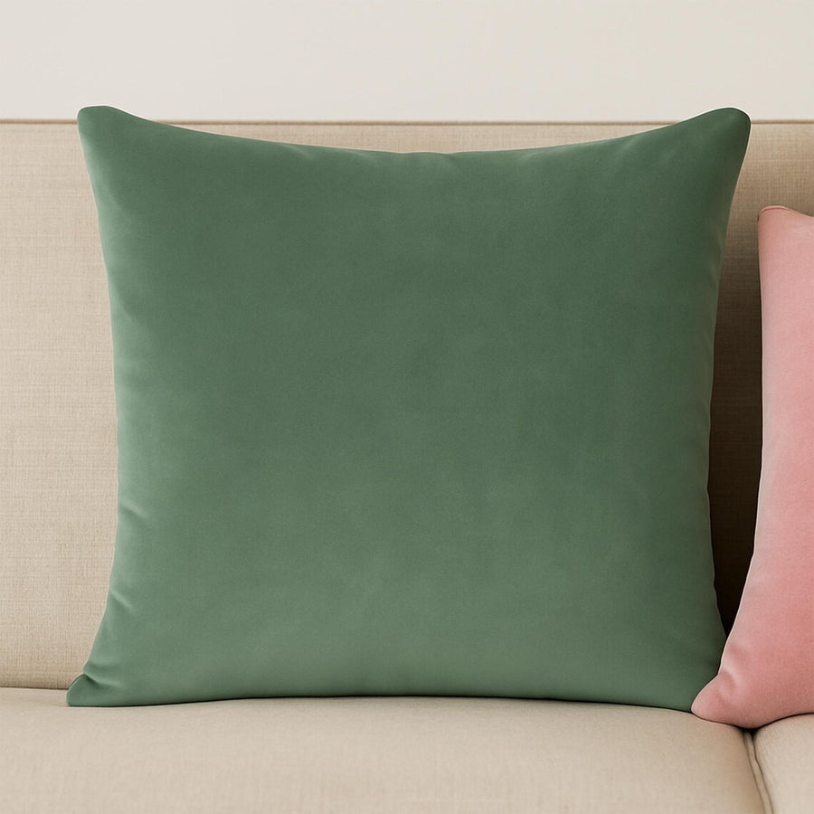 Personalized Velvet Cushion Cover – Custom Name Pillowcase in Sage Green – Wedding Gift, Couple Pillow, Soft Velvet Throw Pillow Cover