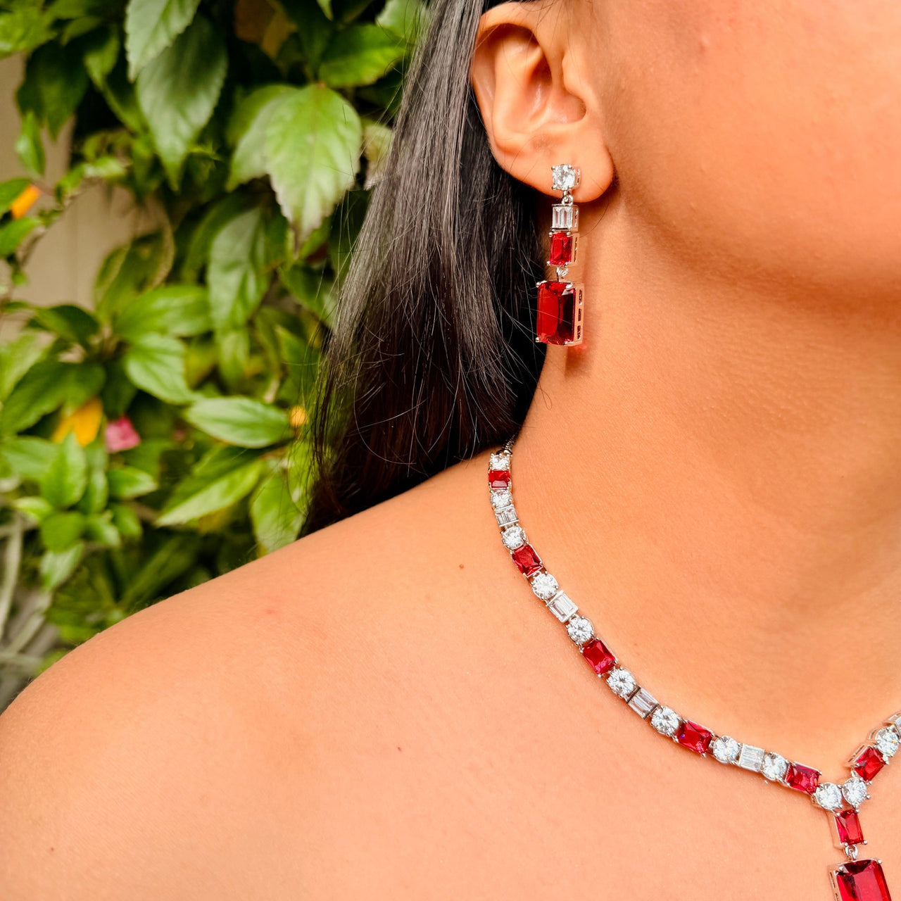 Ruby Red Bridal Necklace Set – Statement Wedding Jewelry with Earrings