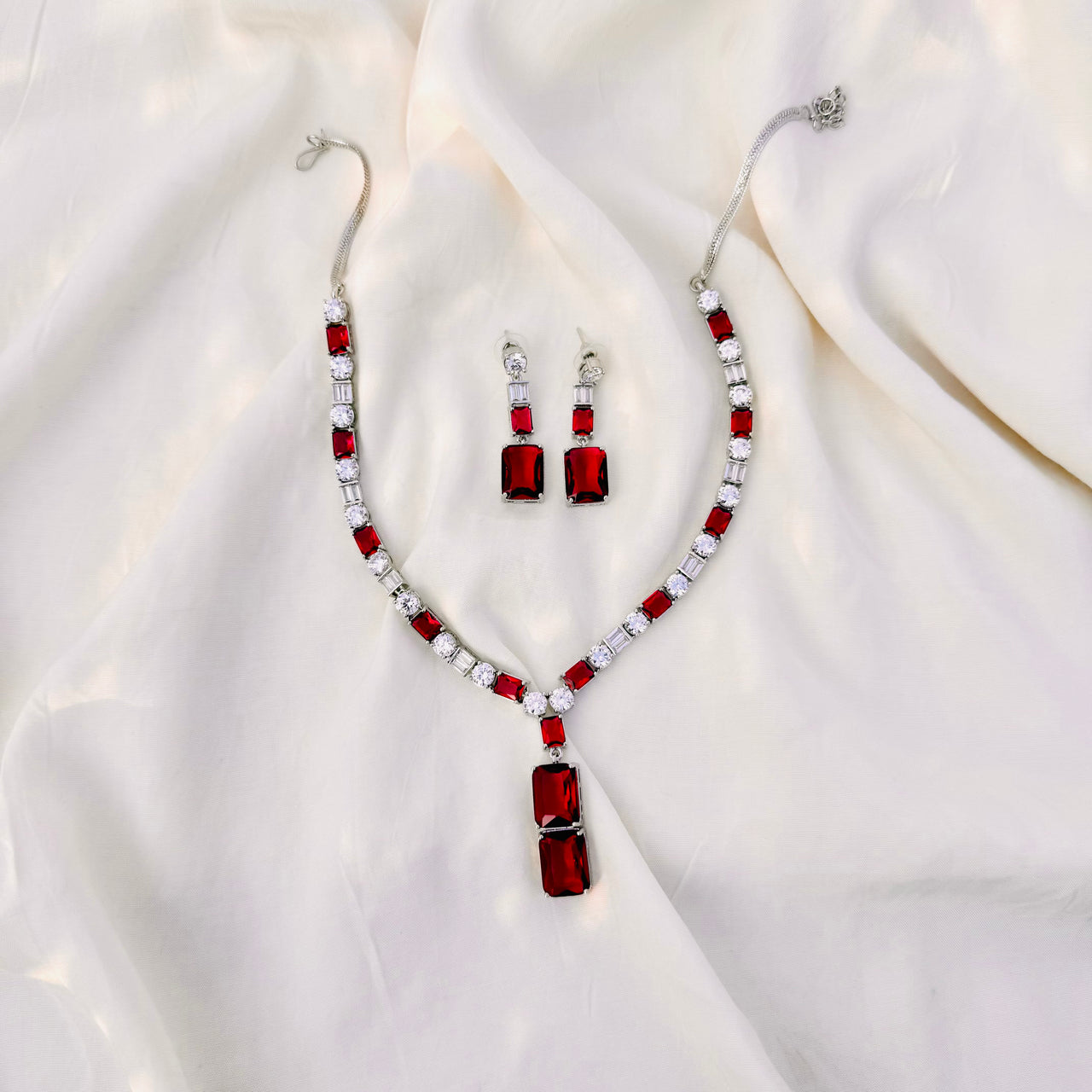 Ruby Red Bridal Necklace Set – Statement Wedding Jewelry with Earrings