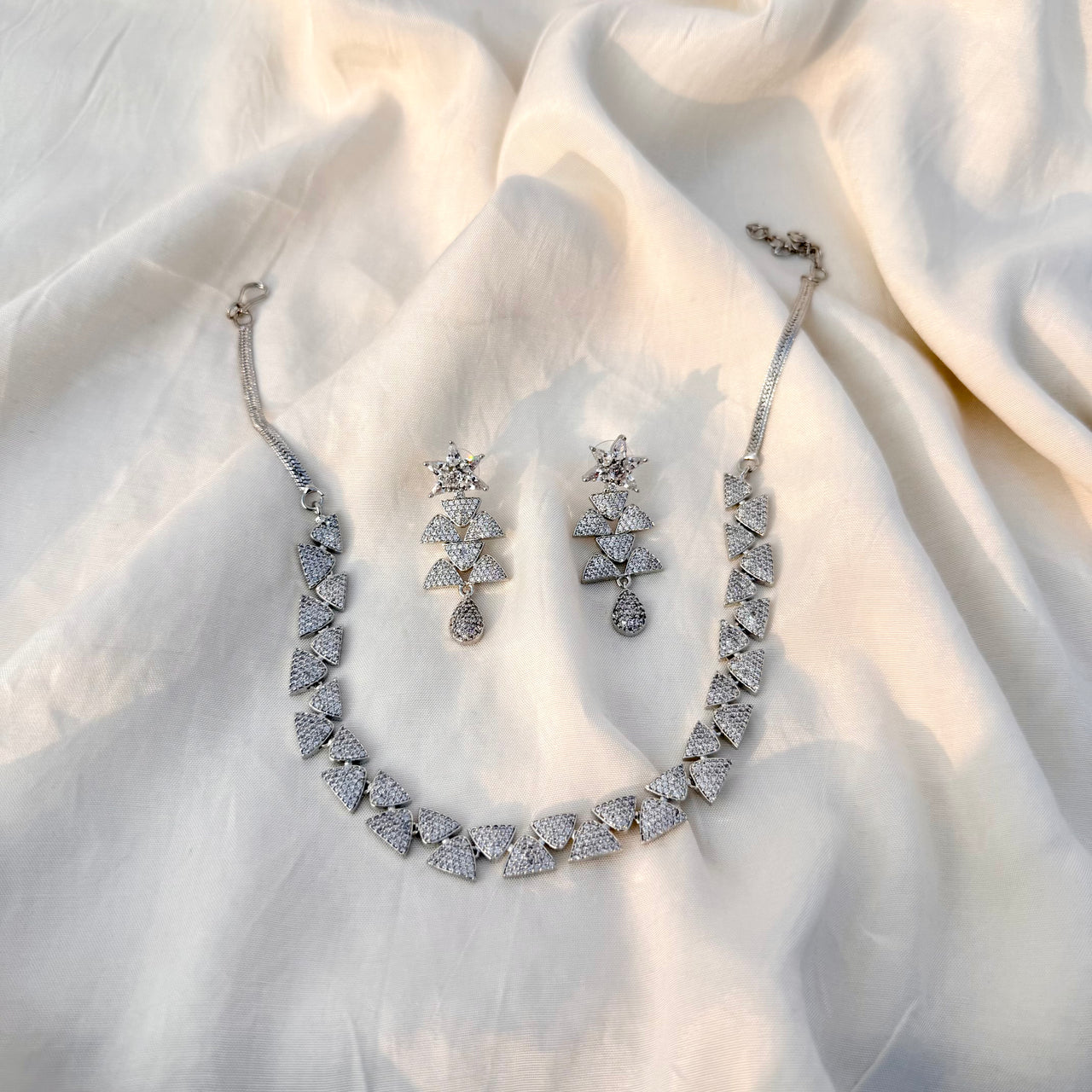Traditional Indian Bridal Jewelry Set – CZ Diamond Look Necklace with Earrings