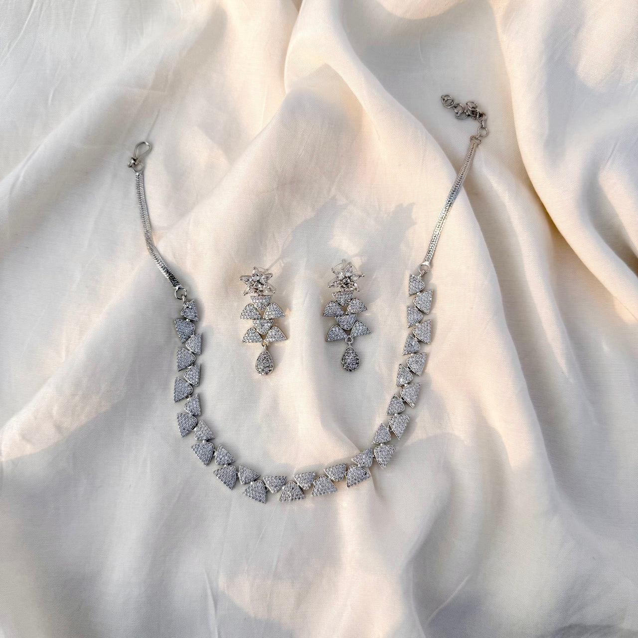 Traditional Indian Bridal Jewelry Set – CZ Diamond Look Necklace with Earrings