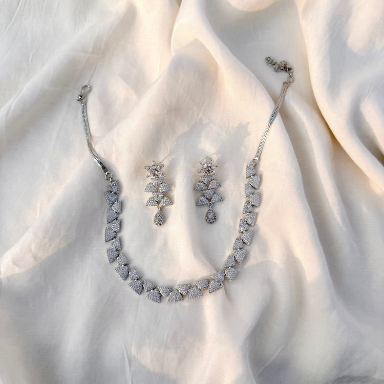 Traditional Indian Bridal Jewelry Set – CZ Diamond Look Necklace with Earrings