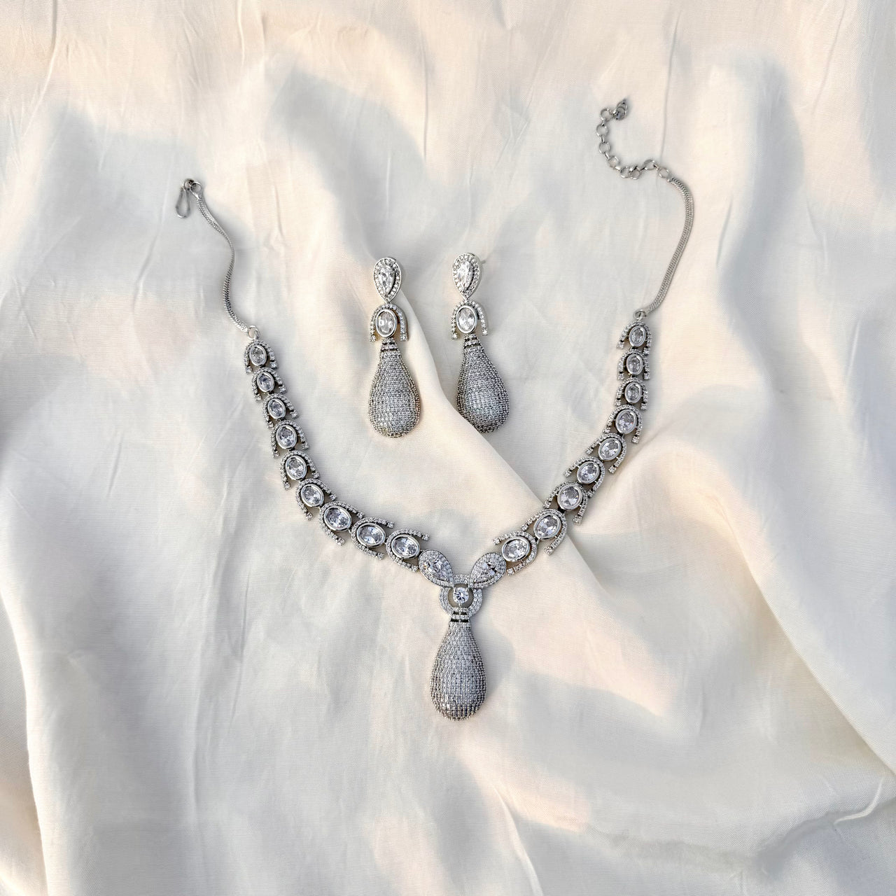 Luxury Cubic Zirconia Wedding Jewelry Set – Silver Bridal Necklace & Earrings