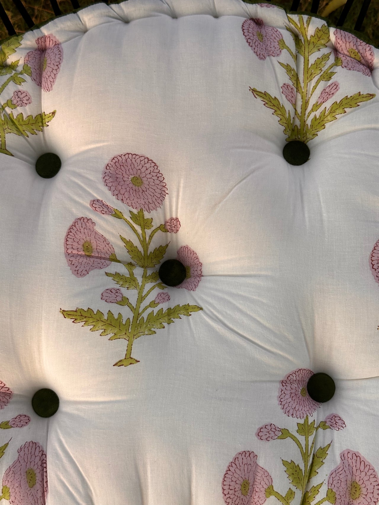 Handmade U-Shape Chair Cushion with Ties white Flowers Print