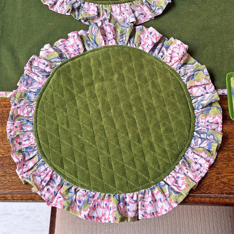 Quilted Cotton Placemat with Ruffle Edge – Handmade Boho Dining Table Decor (Copy)