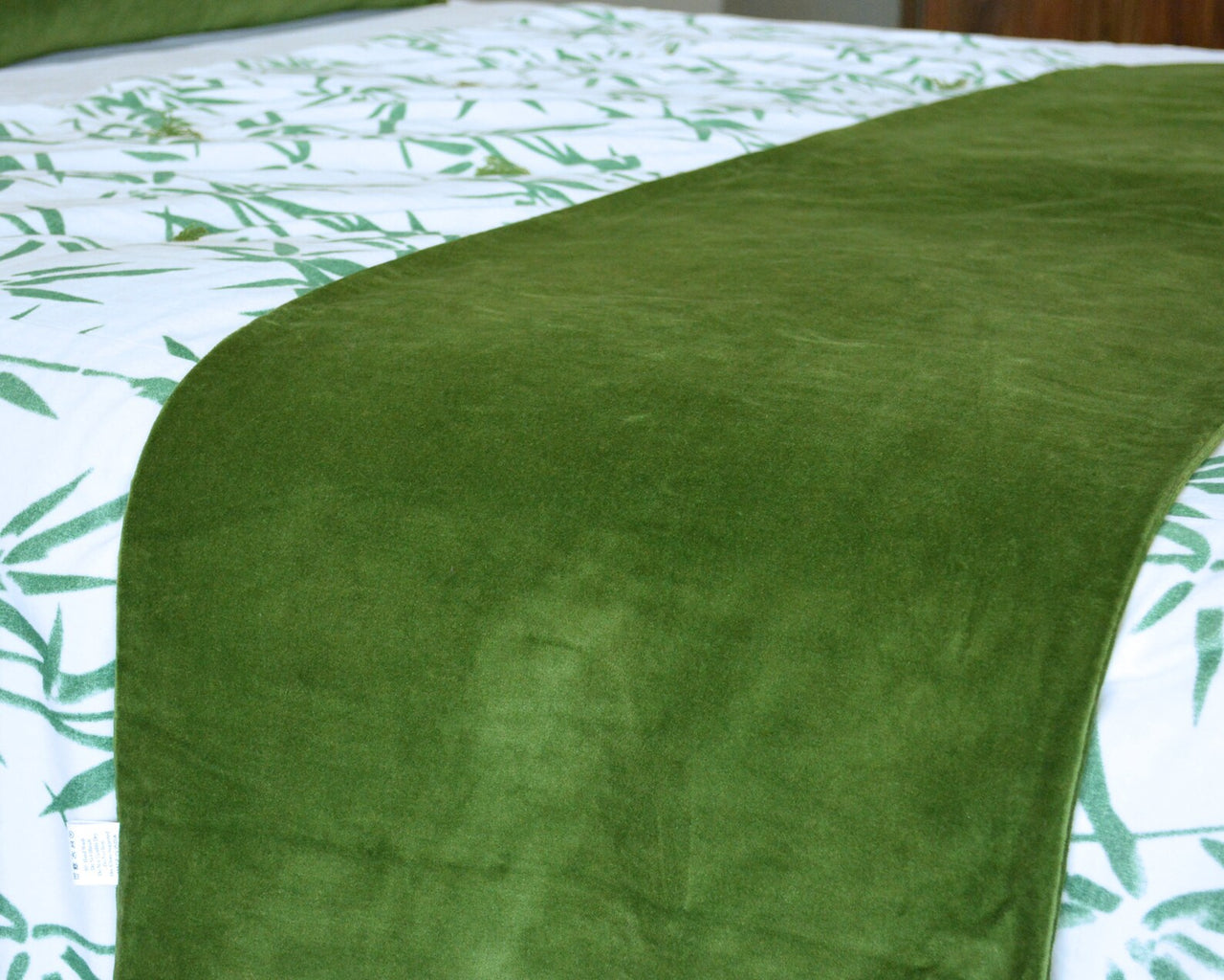 Luxury Moss Green Cotton Velvet Bed Runner: Twin, Full, King, Queen