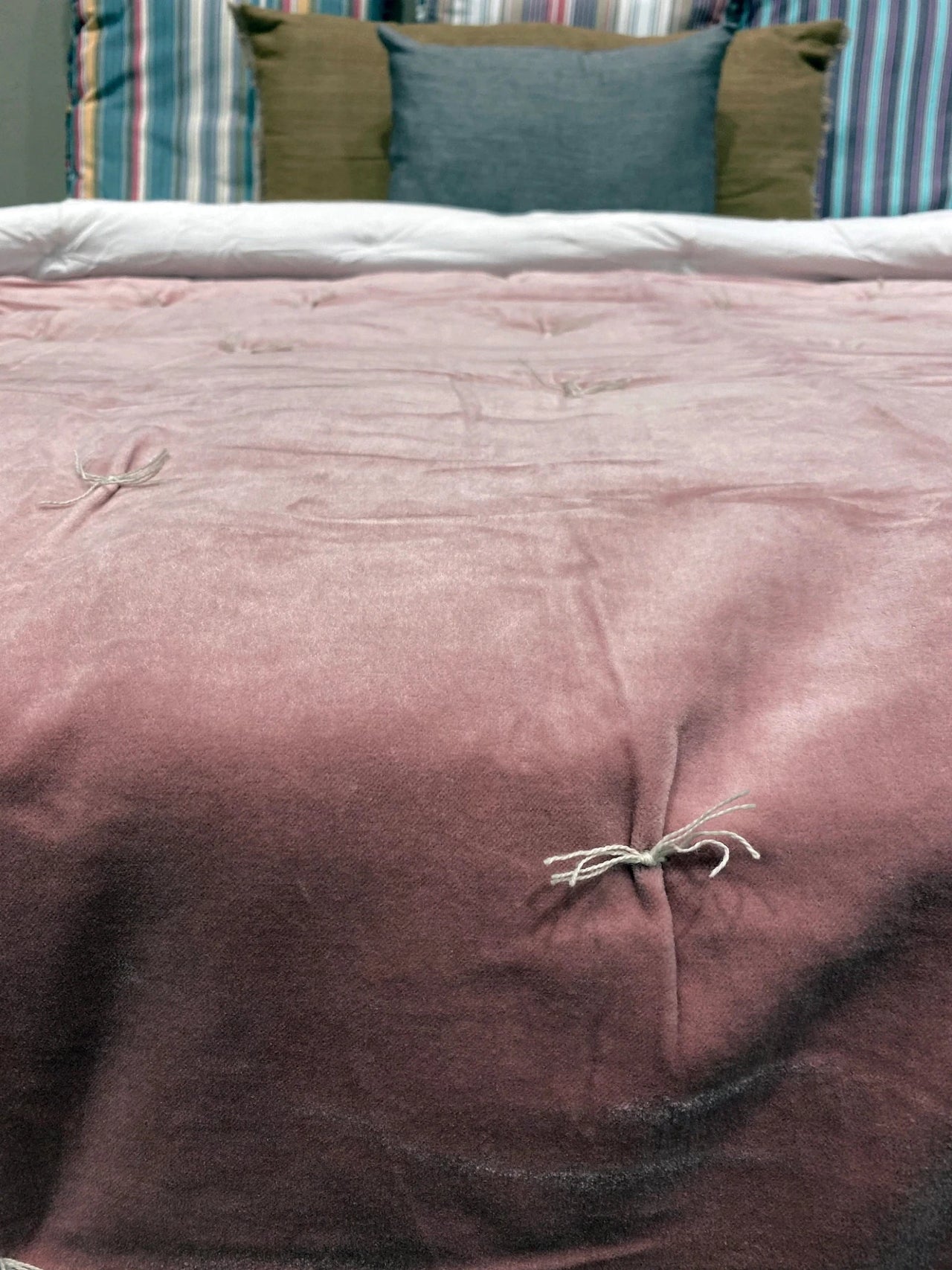 Handmade Cotton Velvet Quilt: Ultra Soft Bed Blanket, Luxe Bedspread