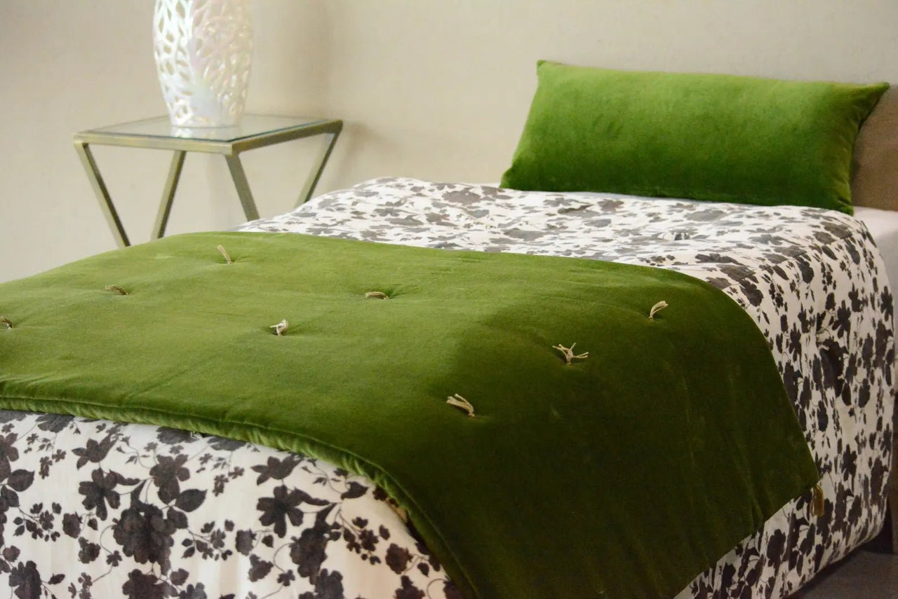 Bed Runner, Hand - Tucked Cotton Velvet, Solid Throw, Bedroom Decor, Living Room Accent