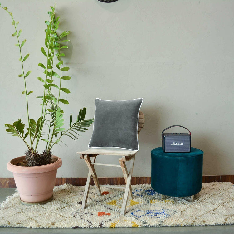 Grey White pippin Cotton Velvet Cushion Cover